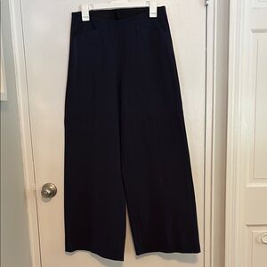 Old Navy Pixie Wide Leg Medium